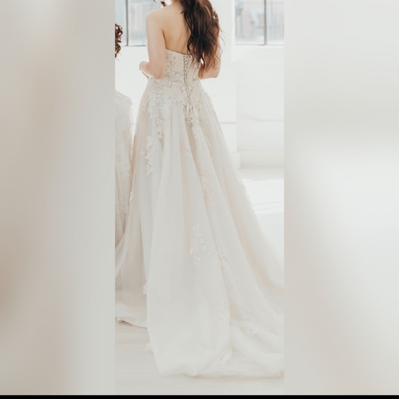 Davids Bridal Gown - Picture 2 of 4